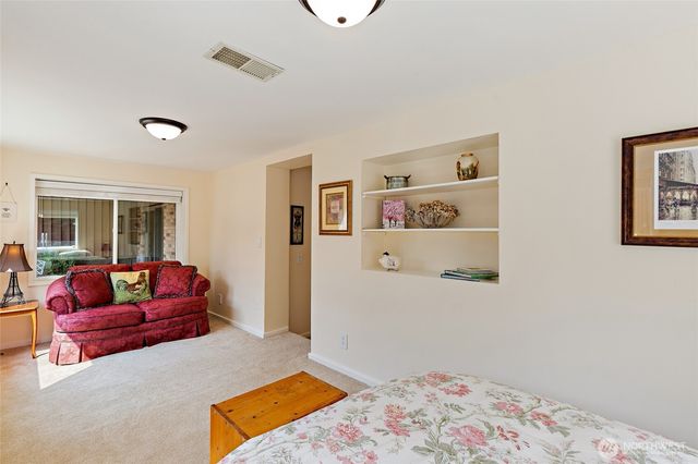 2131 NW 96th Street, Seattle, WA 98117