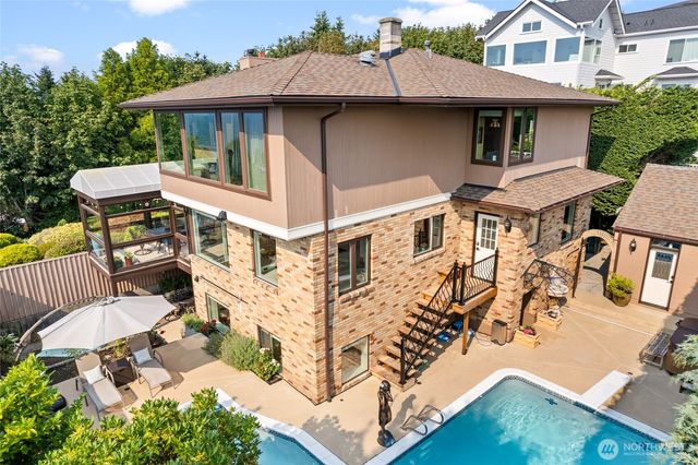 2131 NW 96th Street, Seattle, WA 98117