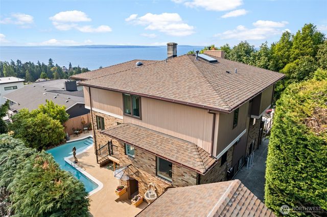 2131 NW 96th Street, Seattle, WA 98117