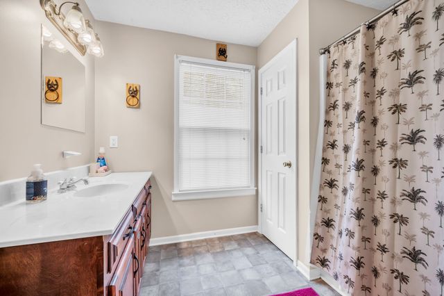2025 Dunn Chapel Rd, Cumberland Furnace, TN 37051