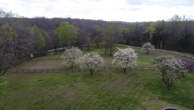 2025 Dunn Chapel Rd, Cumberland Furnace, TN 37051