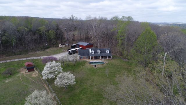 2025 Dunn Chapel Rd, Cumberland Furnace, TN 37051