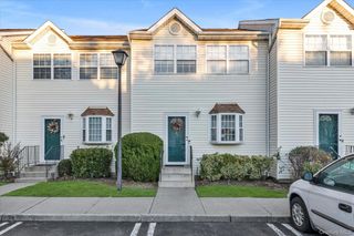 1027 Jerusalem Avenue 121, Uniondale, NY 11553