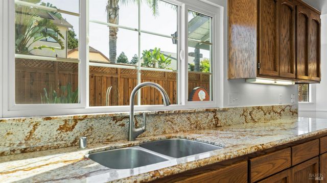 1844 Kolob Dr, Fairfield, CA 94534