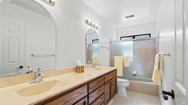 1844 Kolob Dr, Fairfield, CA 94534