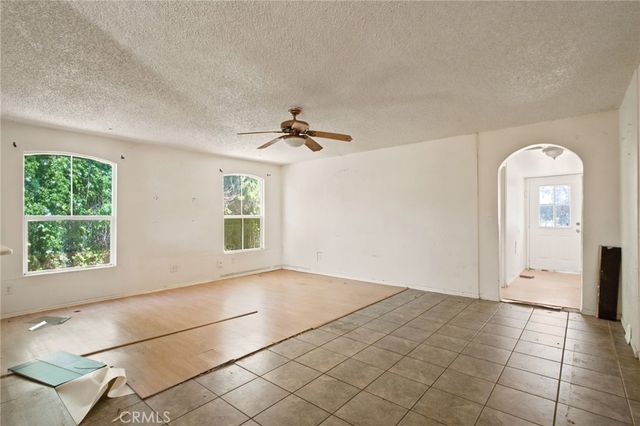 315 Michele Drive, Vista, CA 92084