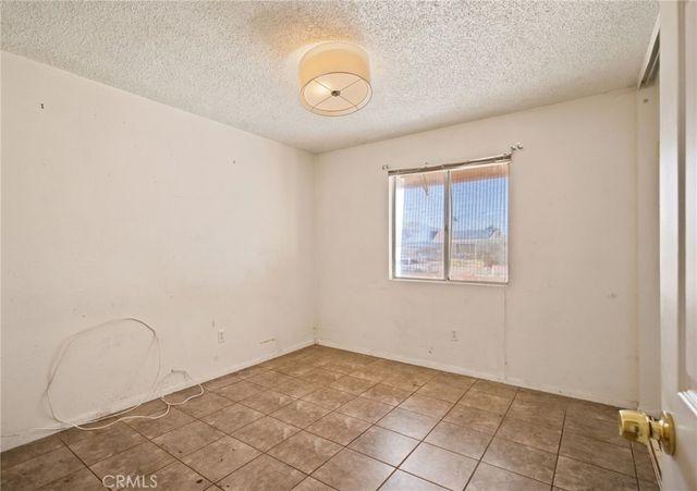 315 Michele Drive, Vista, CA 92084