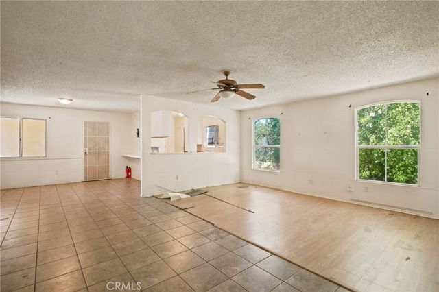 315 Michele Drive, Vista, CA 92084