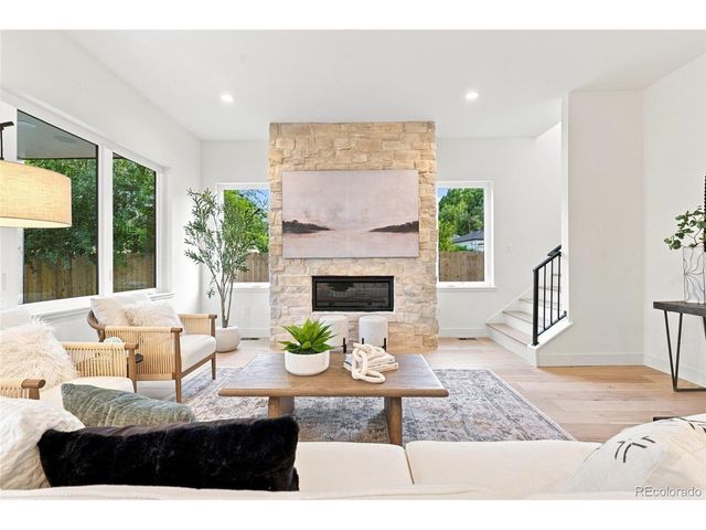 2934 S Bellaire St, Denver, CO 80222