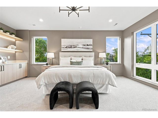 2934 S Bellaire St, Denver, CO 80222