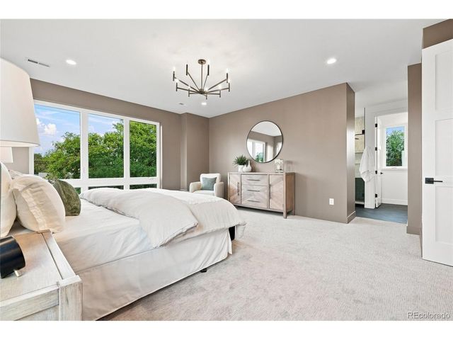 2934 S Bellaire St, Denver, CO 80222