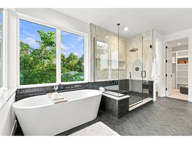 2934 S Bellaire St, Denver, CO 80222
