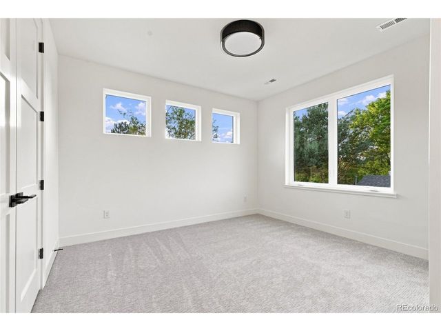 2934 S Bellaire St, Denver, CO 80222