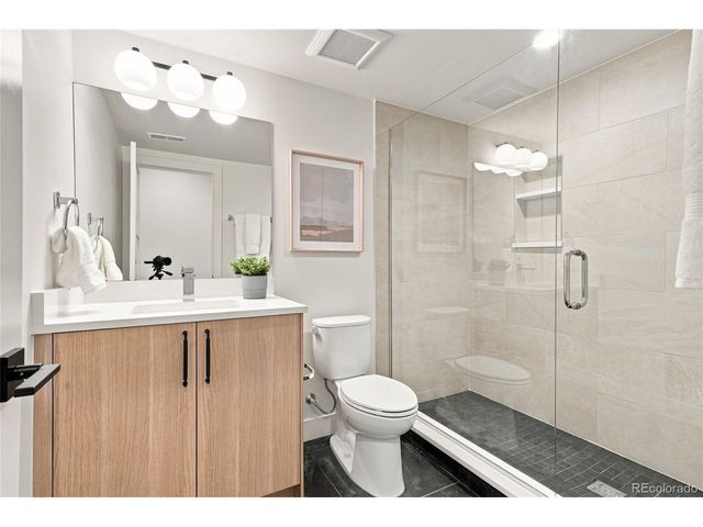 2934 S Bellaire St, Denver, CO 80222