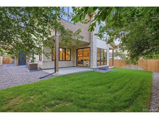 2934 S Bellaire St, Denver, CO 80222