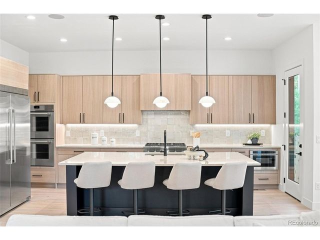 2934 S Bellaire St, Denver, CO 80222