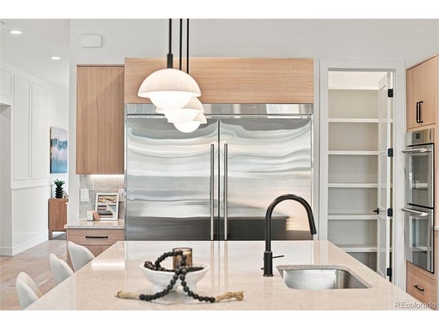 2934 S Bellaire St, Denver, CO 80222