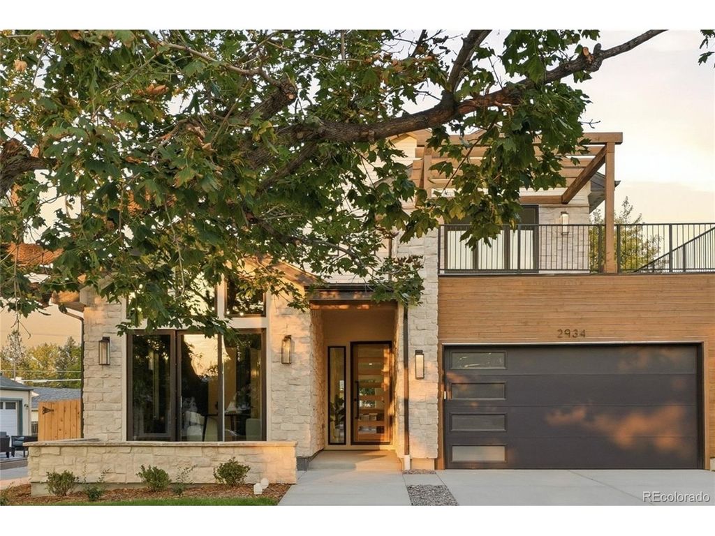2934 S Bellaire St, Denver, CO 80222