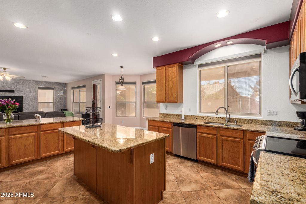 Image 15 of property listing at 2642 S JOPLIN --, Mesa, AZ 85209