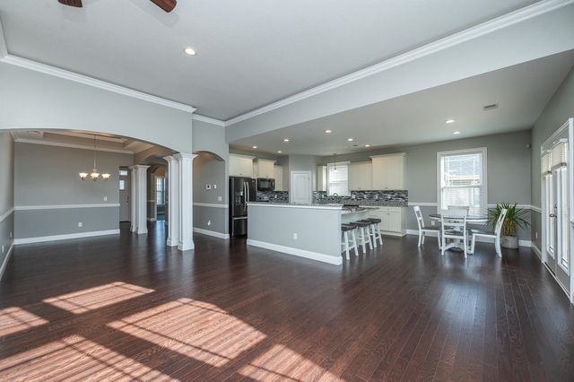 215 McCloud Court, Spartanburg, SC 29301