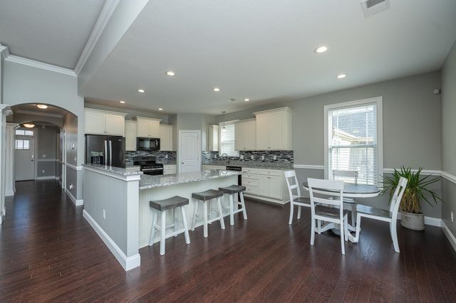 215 McCloud Court, Spartanburg, SC 29301