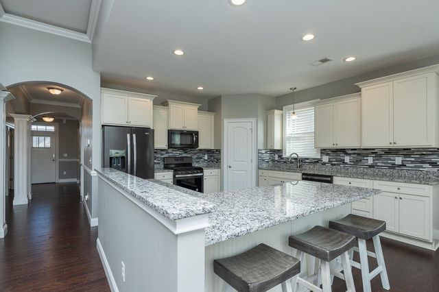 215 McCloud Court, Spartanburg, SC 29301