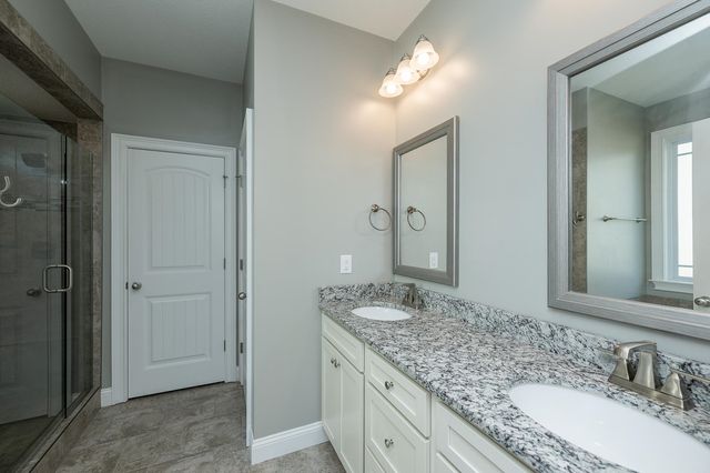 215 McCloud Court, Spartanburg, SC 29301