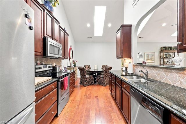 1131 Heritage Path Lane, Winston-salem, NC 27103