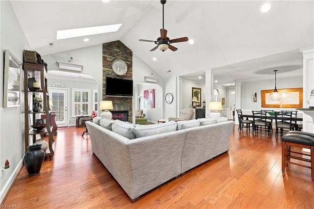 1131 Heritage Path Lane, Winston-salem, NC 27103