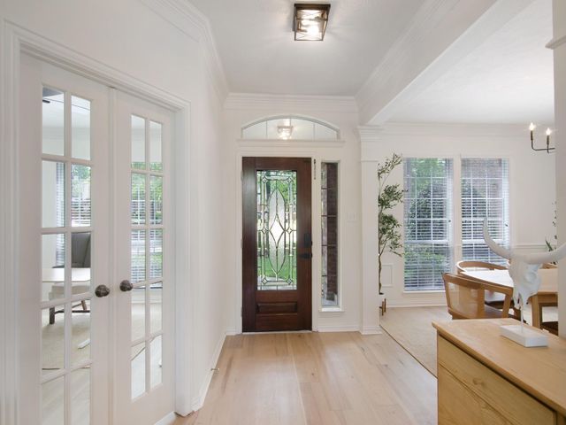 11 Barlow Ct, The Woodlands, TX 77382