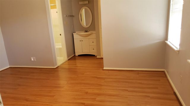 11169 Village Bend Lane 1169, Houston, TX 77072