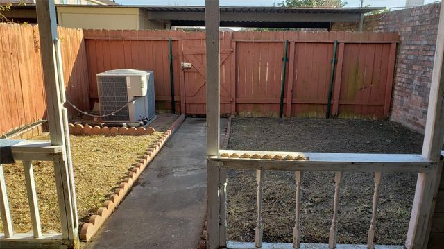 11169 Village Bend Lane 1169, Houston, TX 77072