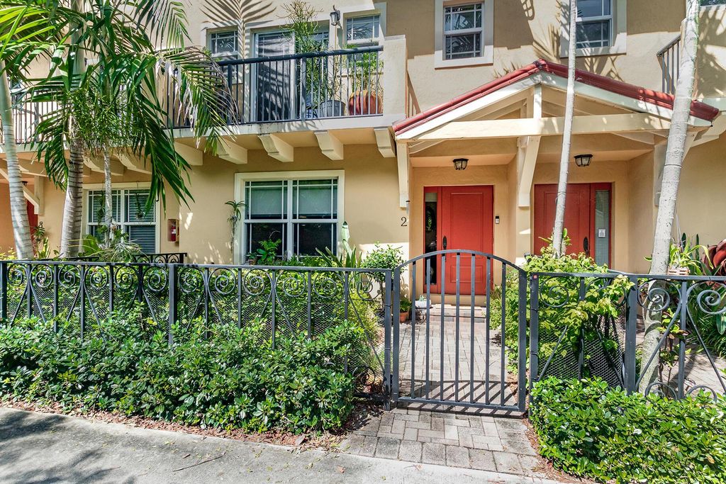 218 S Federal Highway 2, Lake Worth Beach, FL 33460