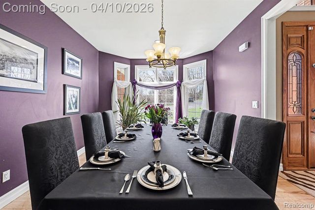 55256 Lee Rd Road, New Hudson, MI 48165