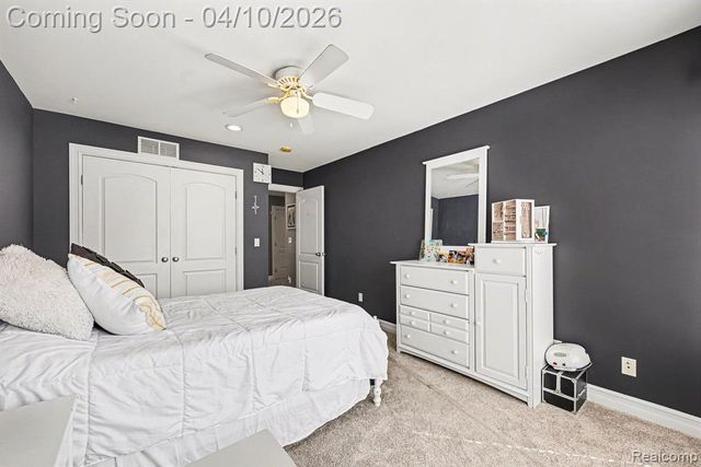 55256 Lee Rd Road, New Hudson, MI 48165