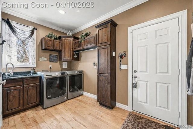 55256 Lee Rd Road, New Hudson, MI 48165