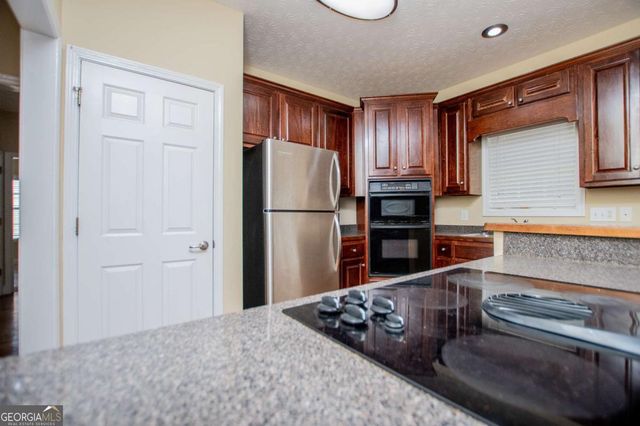 203 Central Heights Drive, Carrollton, GA 30116