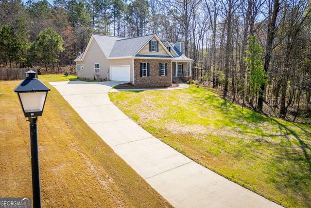 203 Central Heights Drive, Carrollton, GA 30116