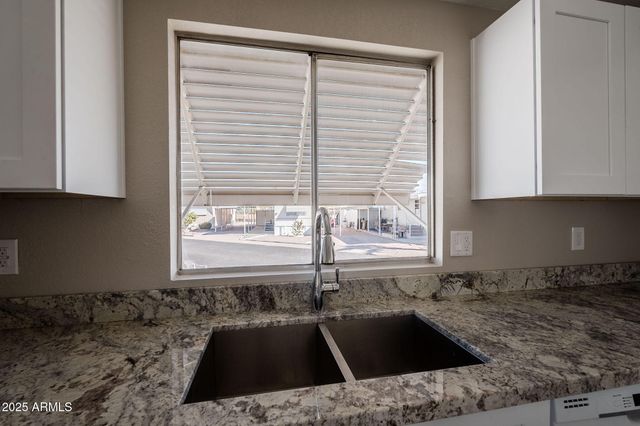 11435 E APACHE Trail 23, Apache Junction, AZ 85120