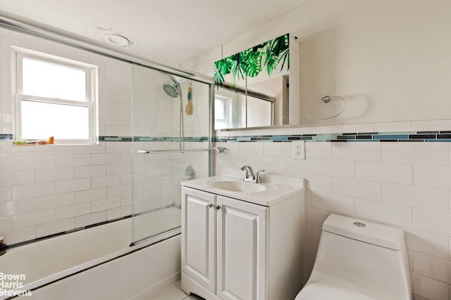 205 34TH Street, New York City, NY 11232