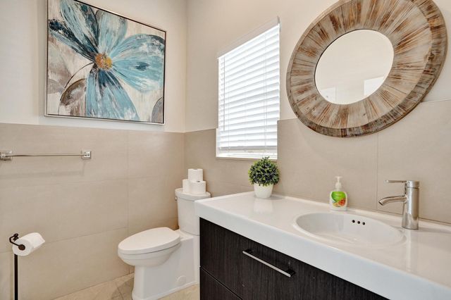3043 Center Avenue, Fort Lauderdale, FL 33308