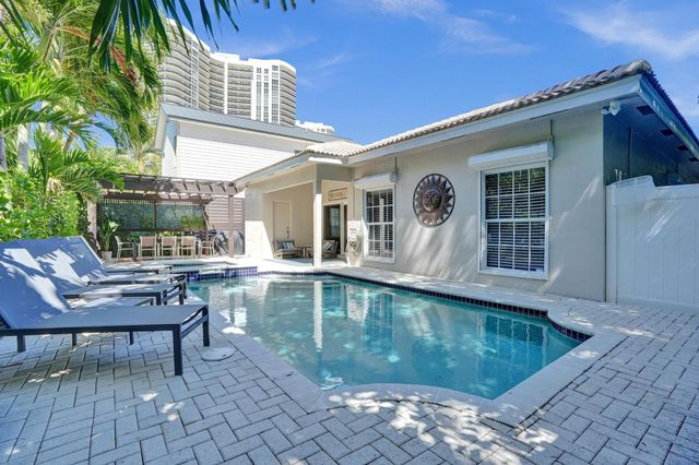 3043 Center Avenue, Fort Lauderdale, FL 33308