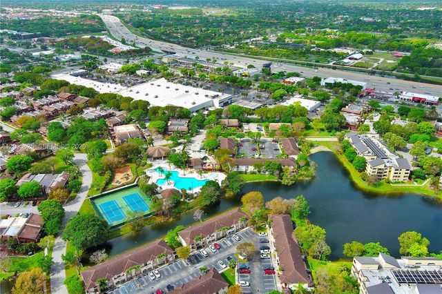 6614 SW 114th PL F-71, Miami, FL 33173