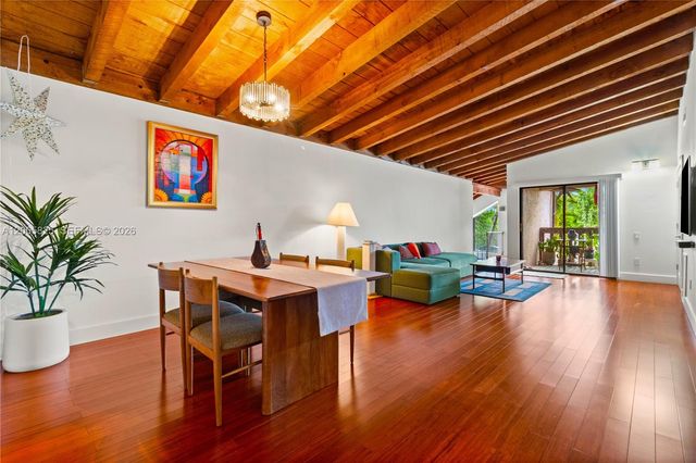 6614 SW 114th PL F-71, Miami, FL 33173