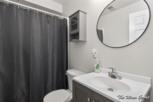 1207 Cedarwood Drive, Greenville, MI 48838