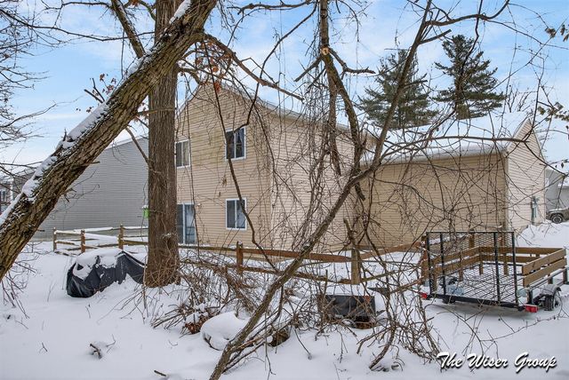 1207 Cedarwood Drive, Greenville, MI 48838