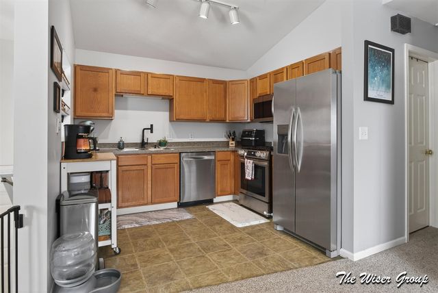 1207 Cedarwood Drive, Greenville, MI 48838