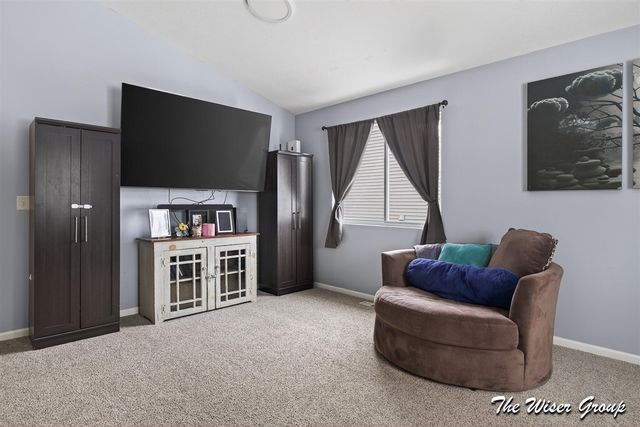 1207 Cedarwood Drive, Greenville, MI 48838