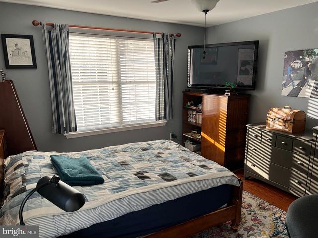 1506 E MERMAID LN, Wyndmoor, PA 19038