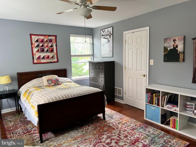 1506 E MERMAID LN, Wyndmoor, PA 19038